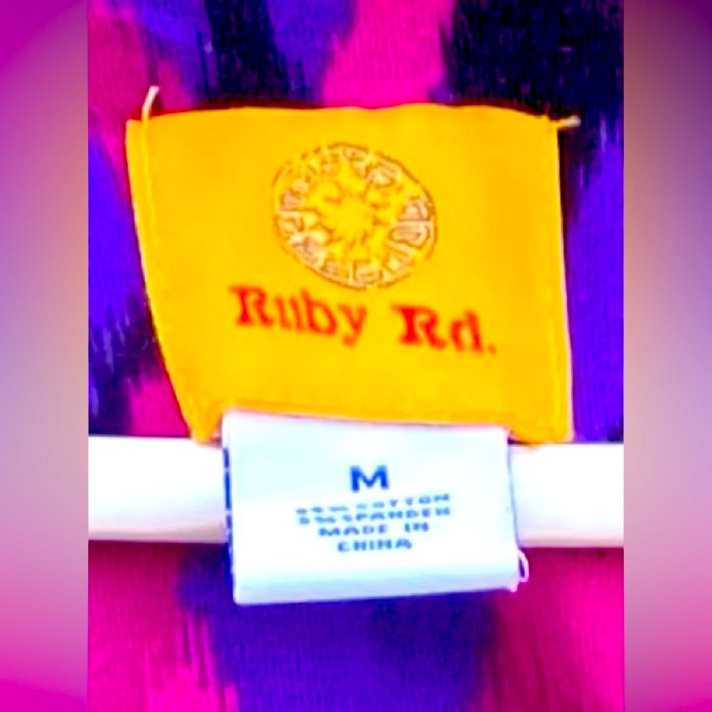 Ruby Road Triangular Designed Top, Size Medium - image 2